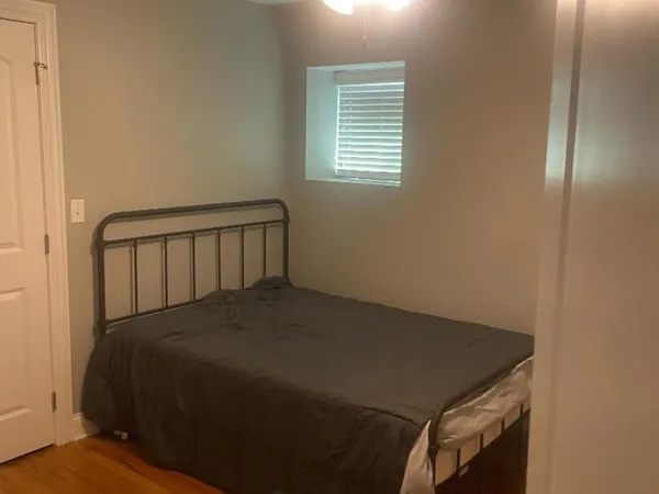 $2,600 | 3313 South Calumet Avenue, Unit G, Chicago, IL 60616