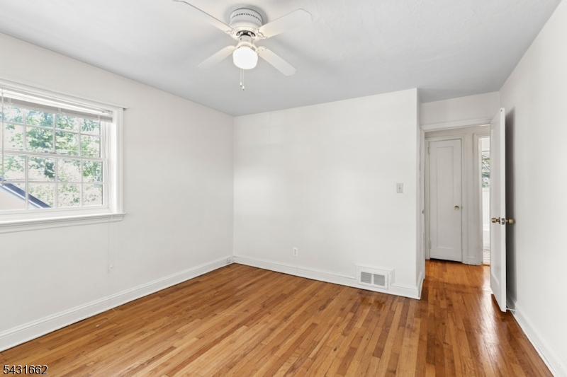 108 Gallows Hill Road Cranford, NJ 07016 - Photo 15 of 25