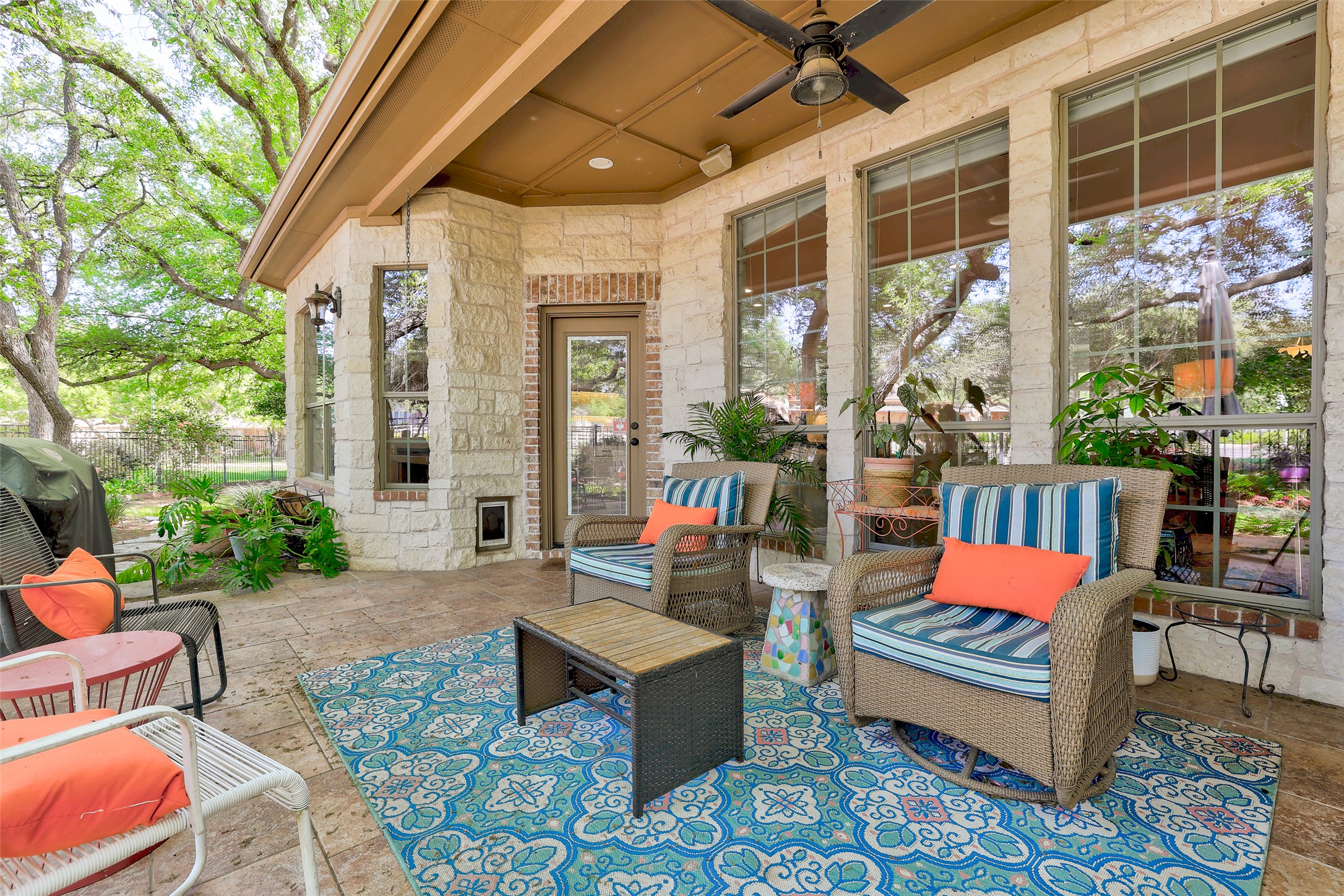805 Boquilla Trail Georgetown, TX 78633 - Photo 33 of 40 a outdoor living space with furniture and a potted plant