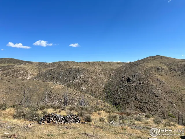 a view of a tiny room