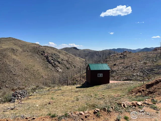 a view of a mountain in the distance