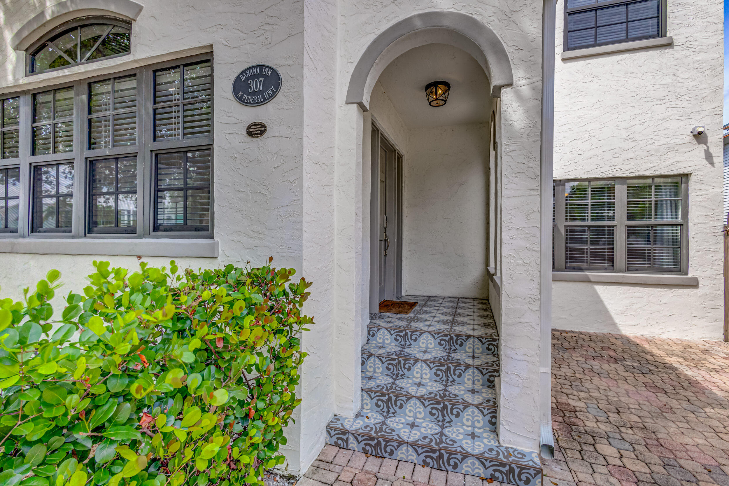 307 North Federal Hwy