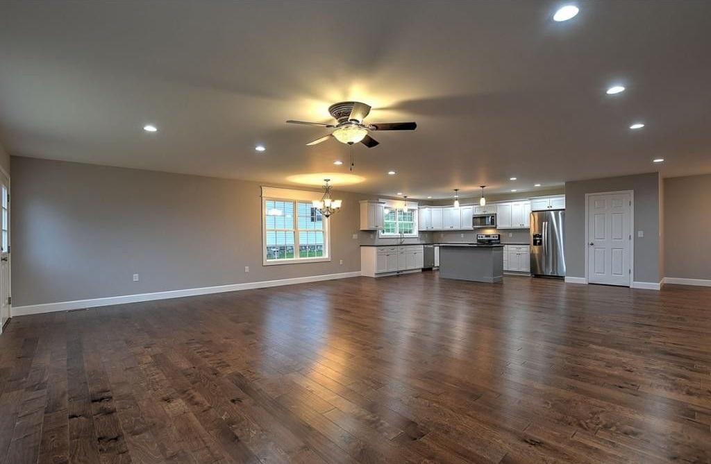 2286 Old Stage Road Greeneville, TN 37745 - Photo 4 of 37 20191109004235582356000000-o