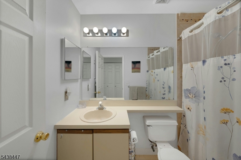 72 Marrow Street Newark, NJ 07103 - Photo 18 of 20