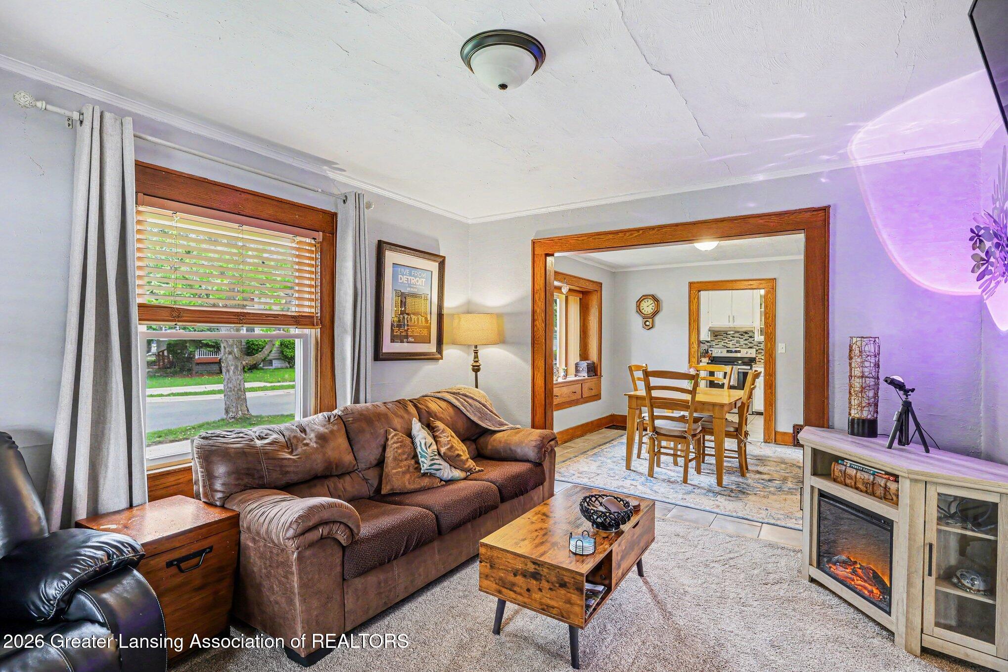 312 West Rockford Road Lansing, MI 48910 - Photo 13 of 26 007_file_9097