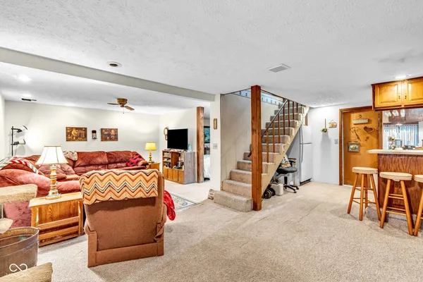 $575,000 | 646 Jefferson Valley, Coatesville, IN 46121