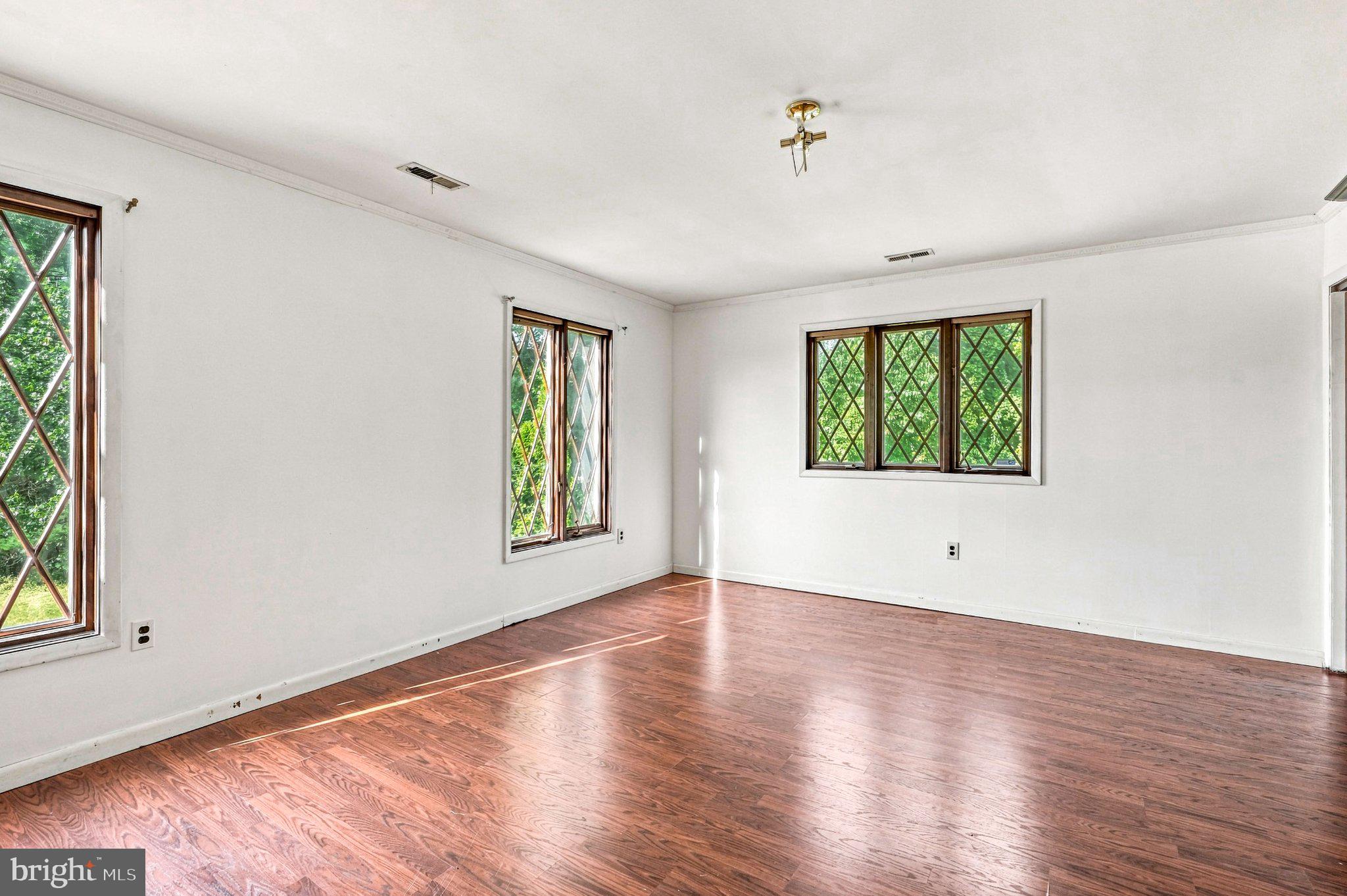 740 Garwood Road Moorestown, NJ 08057 - Photo 28 of 48 Gallery Image 28