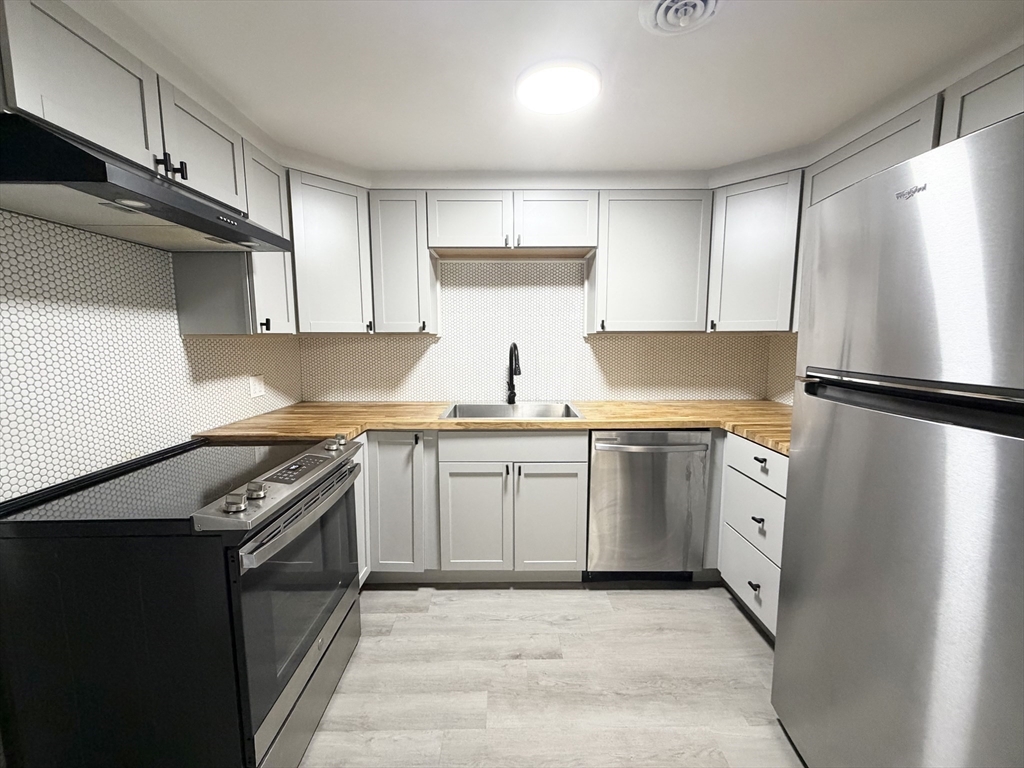 70 Temple Street, Unit 1 Springfield, MA 01105 - Photo 7 of 11