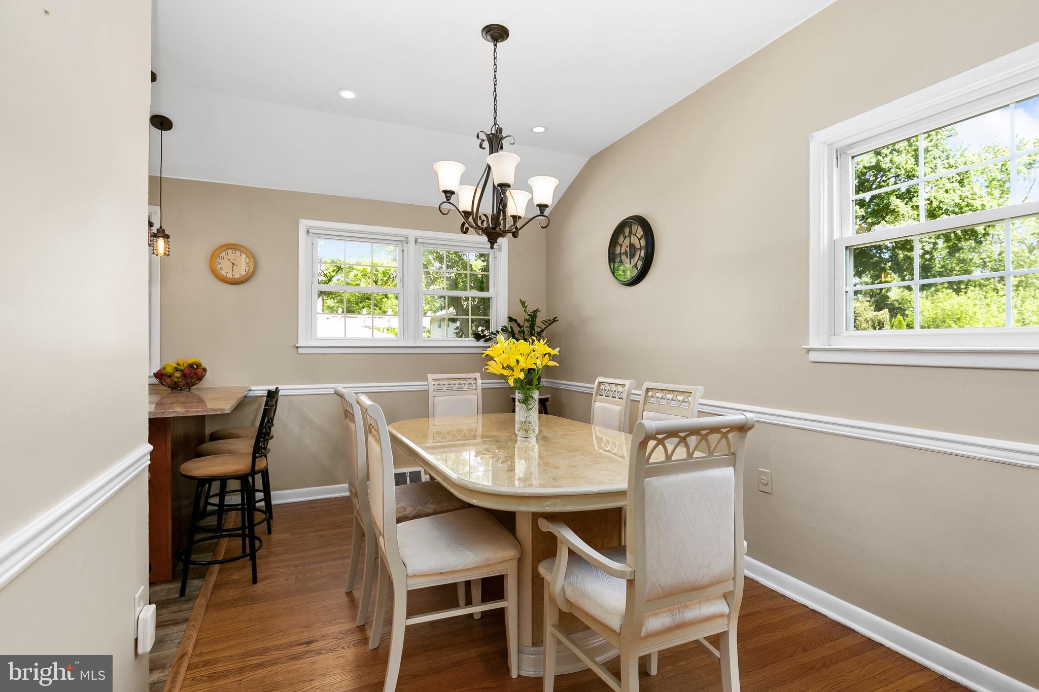 411 Howard Road Cherry Hill, NJ 08034 - Photo 18 of 38 Dining Room