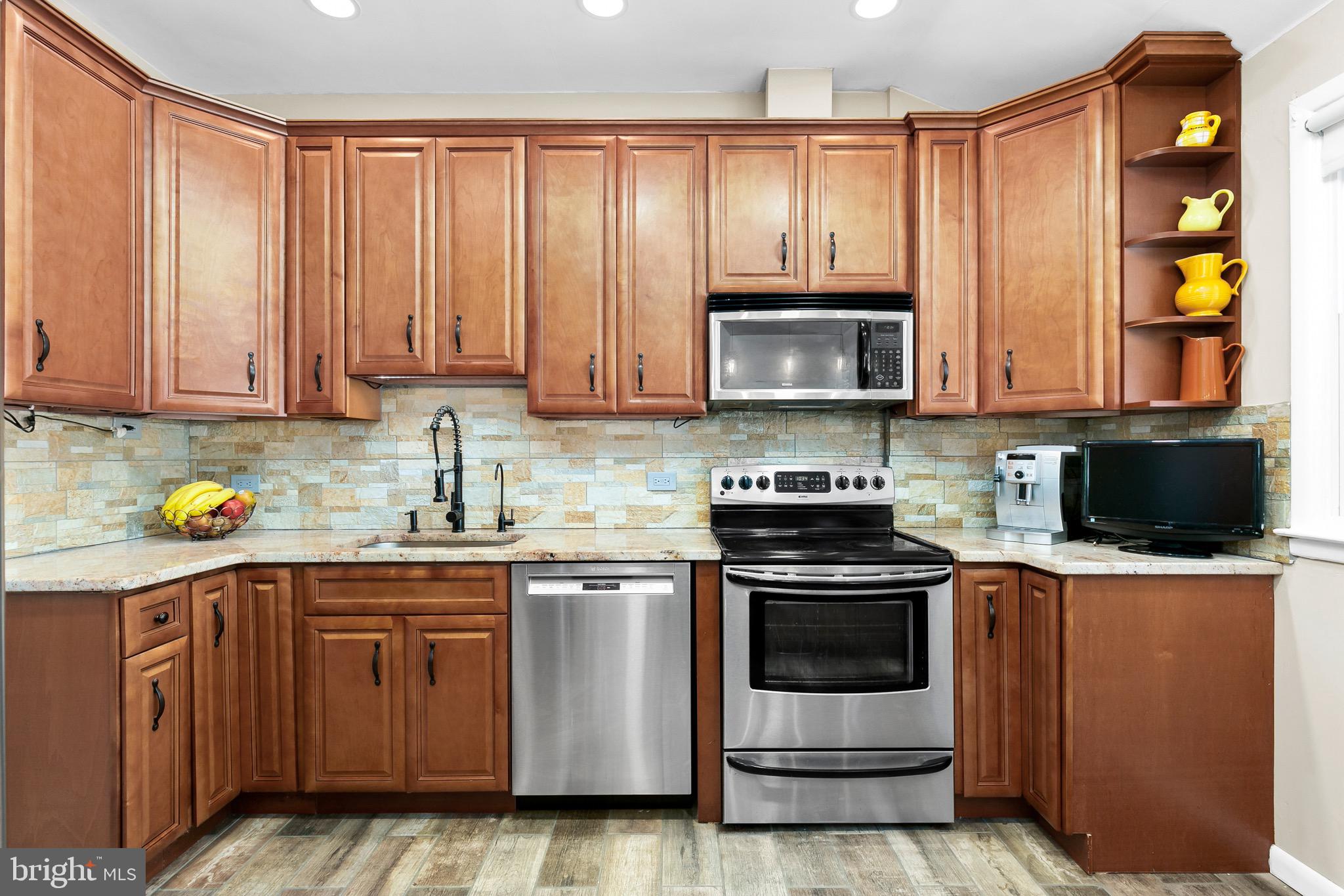 411 Howard Road Cherry Hill, NJ 08034 - Photo 21 of 38 Kitchen