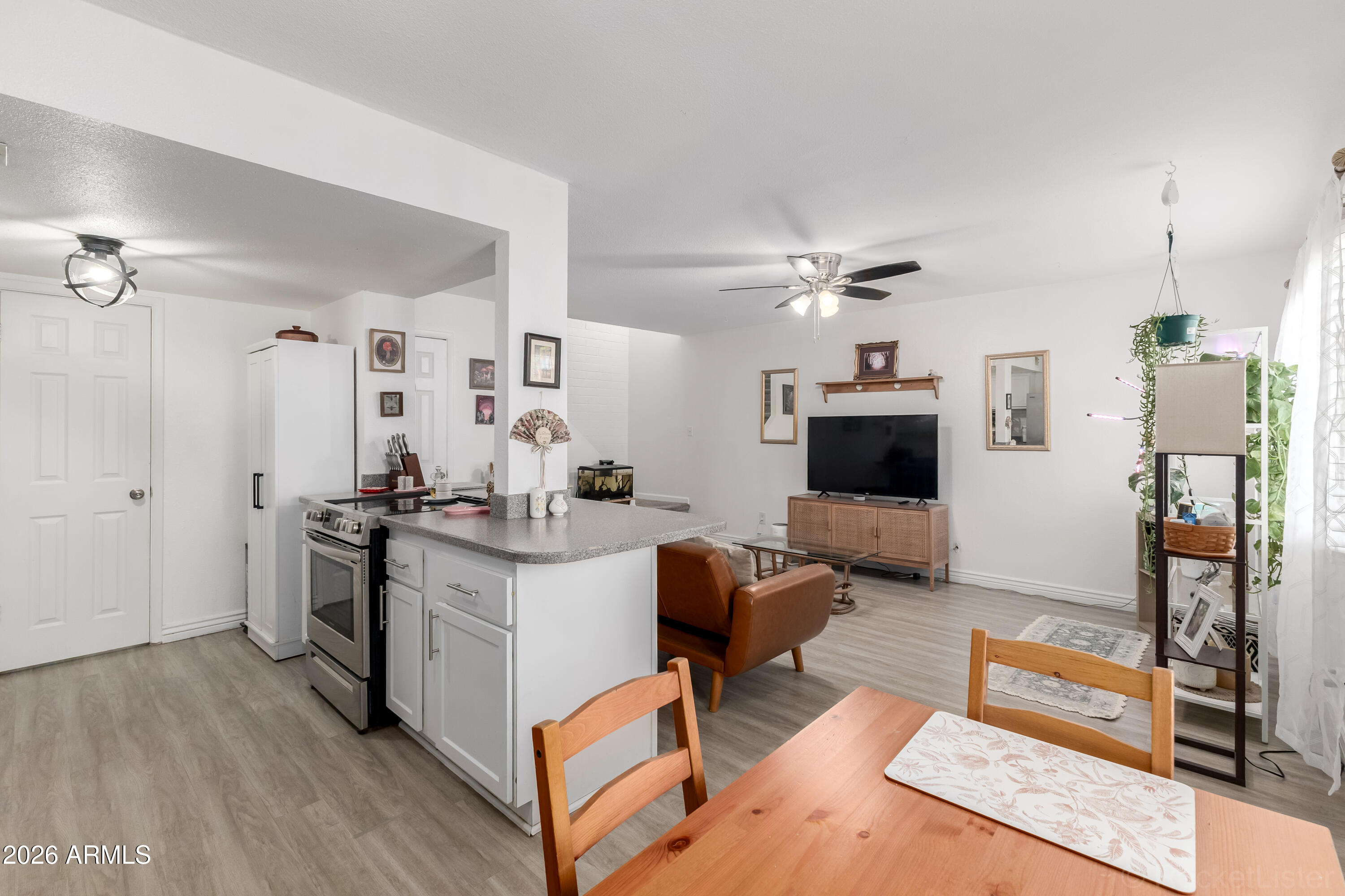 600 South Dobson Road, Unit 138 Mesa, AZ 85202 - Photo 10 of 30 Dobson Kitchen 2