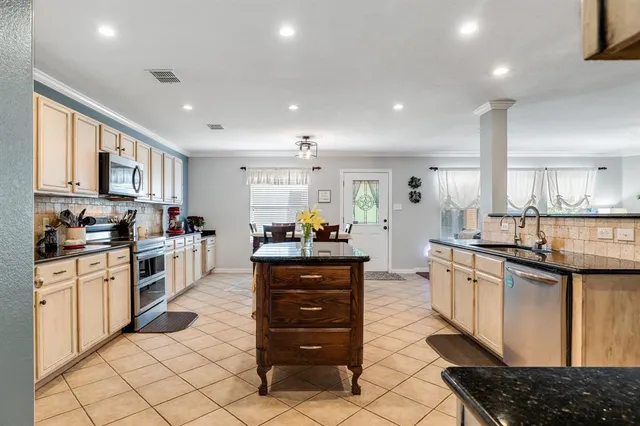 $3,790 | 3516 Bluff Creek Lane, McKinney, TX 75071