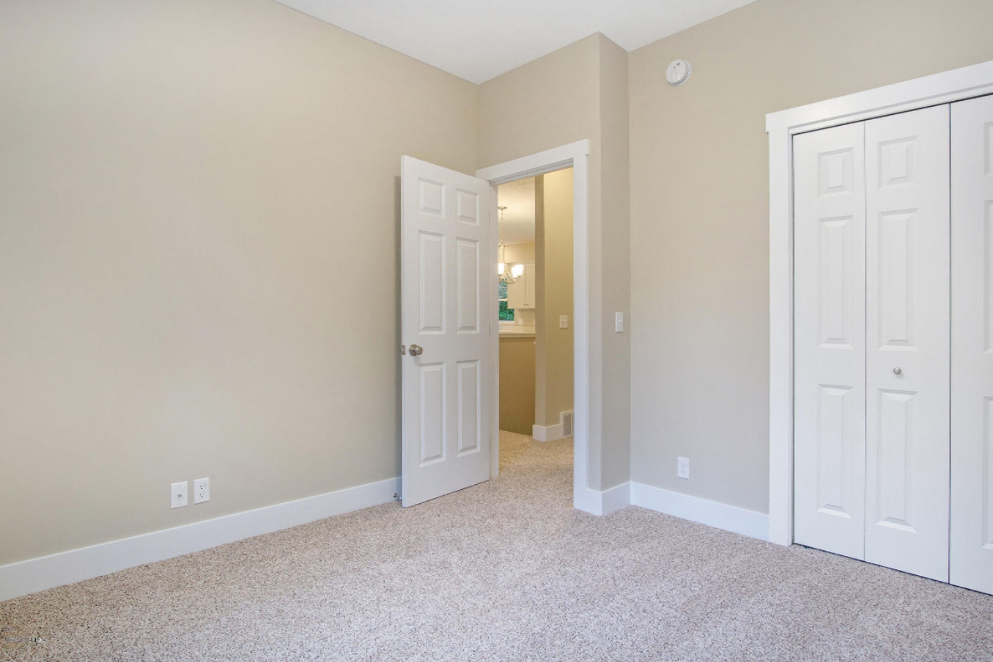 2660 Eagle Ridge Muskegon, MI 49444 - Photo 20 of 36 DSC09818-