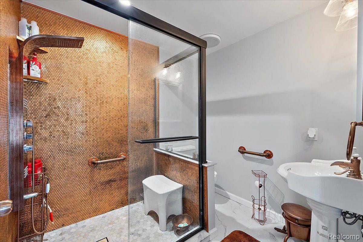 38885 Radde Street Clinton Township, MI 48036 - Photo 26 of 51 Gallery Image 26