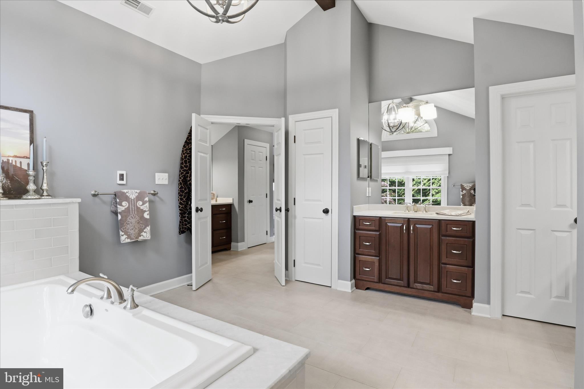6441 Highway 193 McLean, VA 22101 - Photo 42 of 85 Vaulted Ceilings