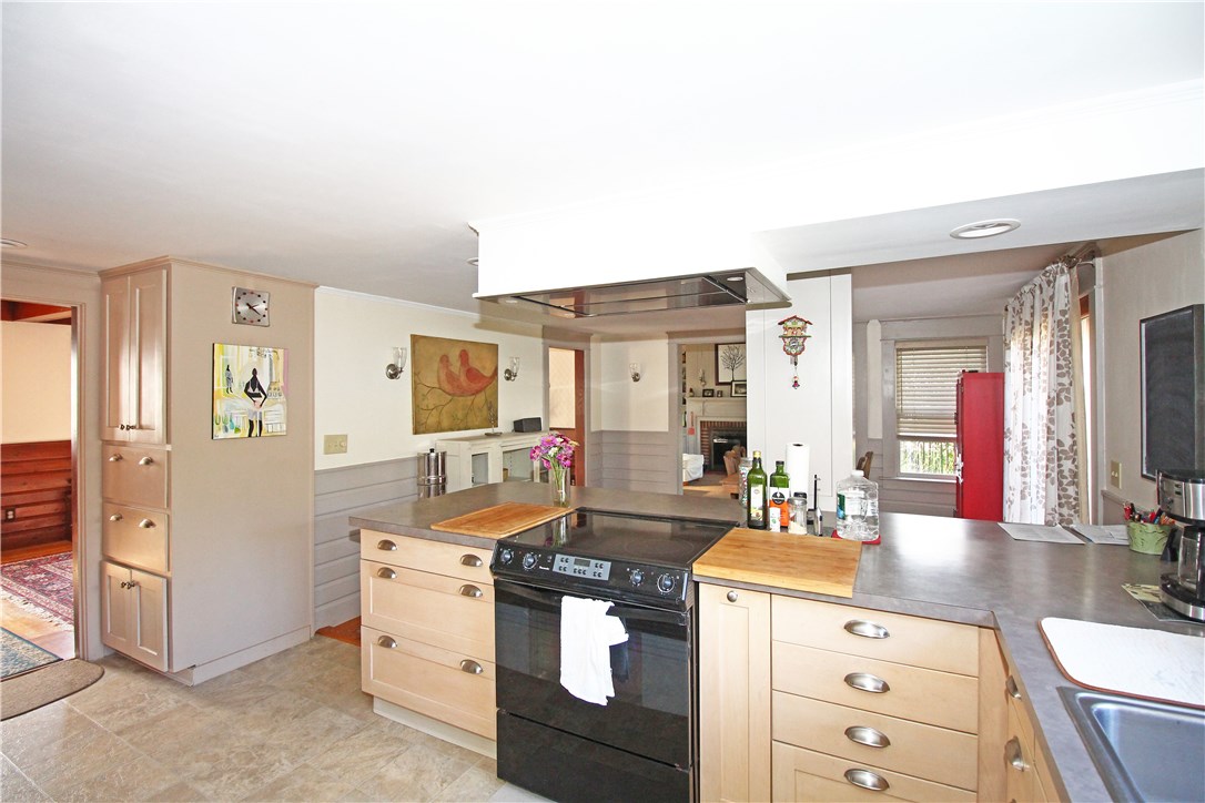 57 Admiral Kalbfus Road Newport, RI 02840 - Photo 17 of 45 Gallery Image 17