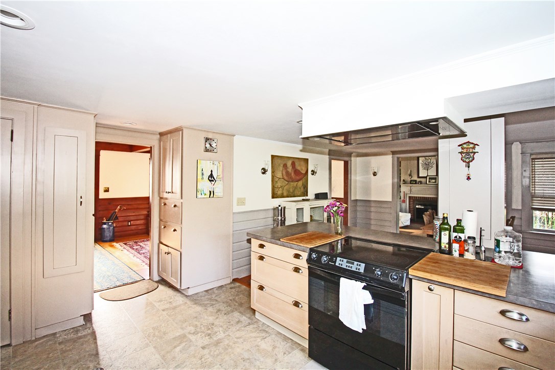 57 Admiral Kalbfus Road Newport, RI 02840 - Photo 18 of 45 Gallery Image 18