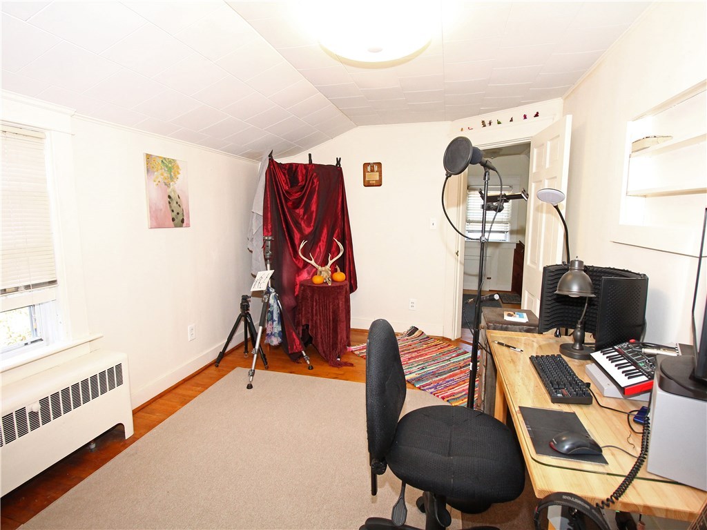57 Admiral Kalbfus Road Newport, RI 02840 - Photo 32 of 45 Gallery Image 32