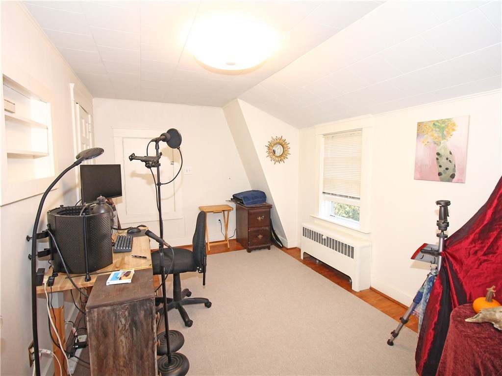 57 Admiral Kalbfus Road Newport, RI 02840 - Photo 33 of 45 Gallery Image 33