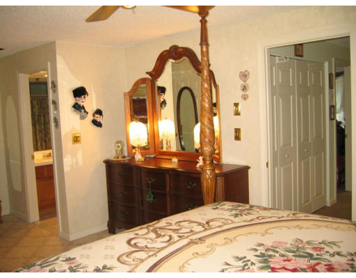 97 Stone Ridge Road, Unit 97 Franklin, MA 02038 - Photo 13 of 30 Gallery Image 13
