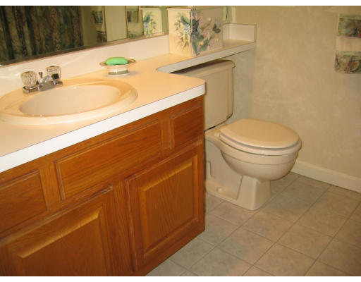 97 Stone Ridge Road, Unit 97 Franklin, MA 02038 - Photo 14 of 30 Gallery Image 14