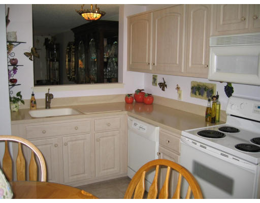 97 Stone Ridge Road, Unit 97 Franklin, MA 02038 - Photo 5 of 30 Gallery Image 5