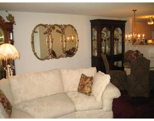 97 Stone Ridge Road, Unit 97 Franklin, MA 02038 - Photo 9 of 30 Gallery Image 9