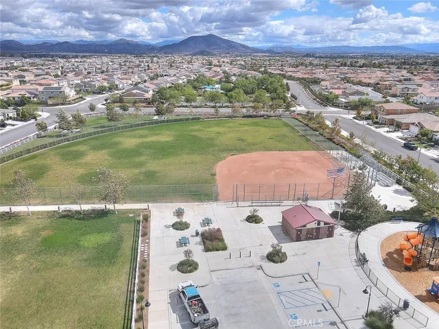 $700,000 | 35718 Elk Lane, Murrieta, CA 92563