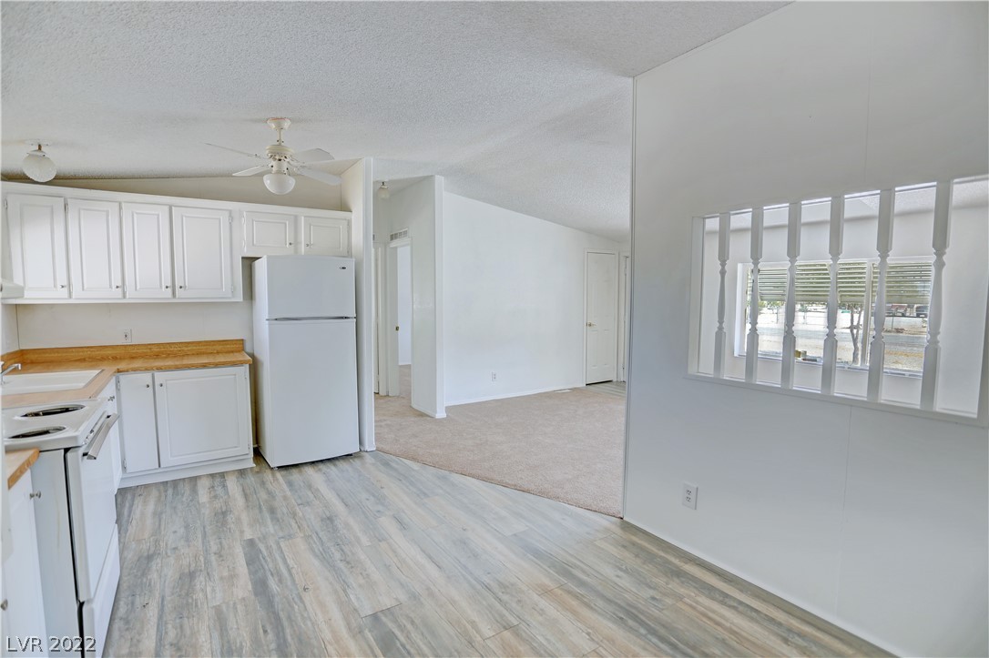 2860 Retread Road Pahrump, NV 89048 - Photo 13 of 26 Gallery Image 13