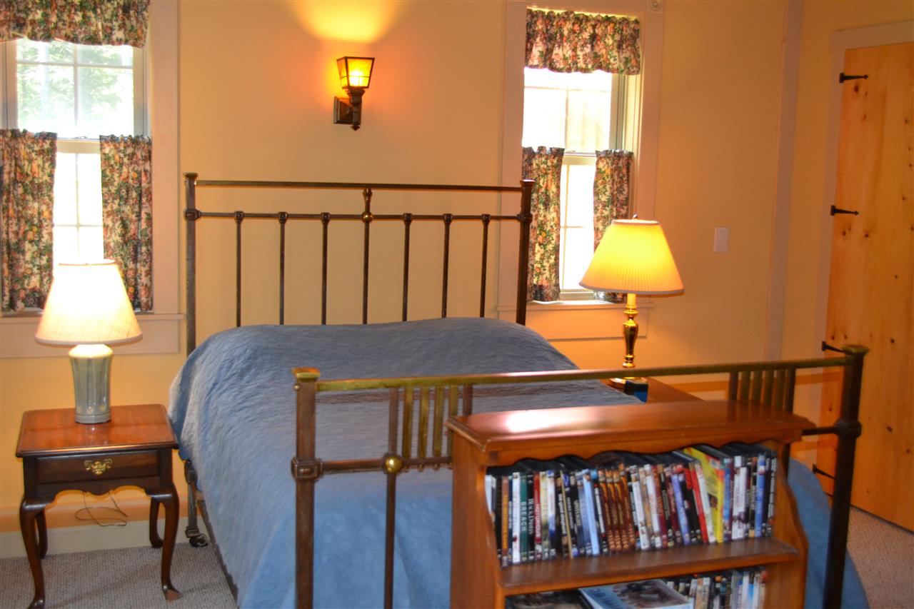 1005 Rabbit Hollow Road Northfield, VT 05663 - Photo 14 of 36