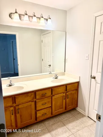 $415,000 | 911 Clair Cove, Hernando, MS 38632