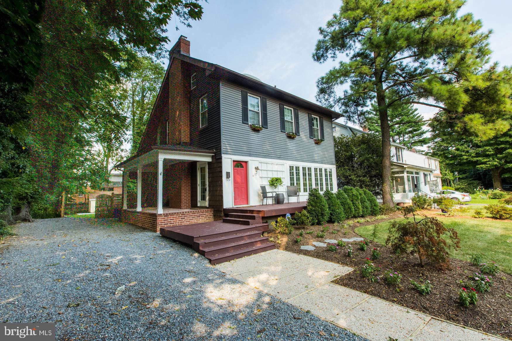 17 Hilltop Road Towson, MD 21286 - Photo 2 of 41