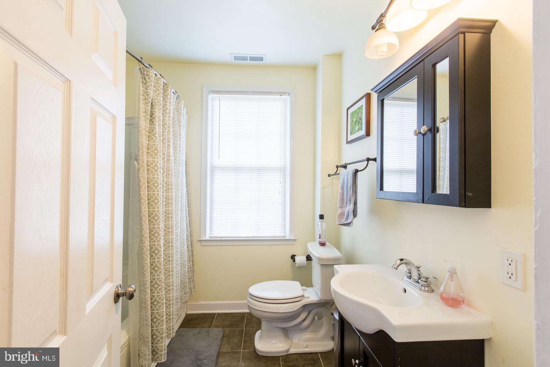17 Hilltop Road Towson, MD 21286 - Photo 23 of 41