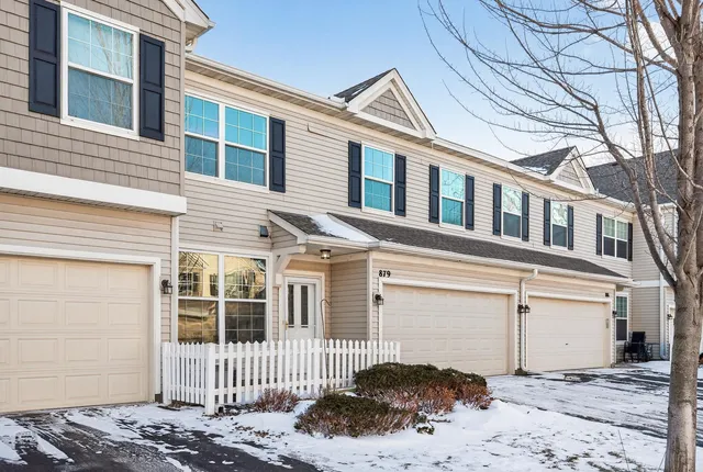 $285,000 | 879 Braunworth Court, Chaska, MN 55318