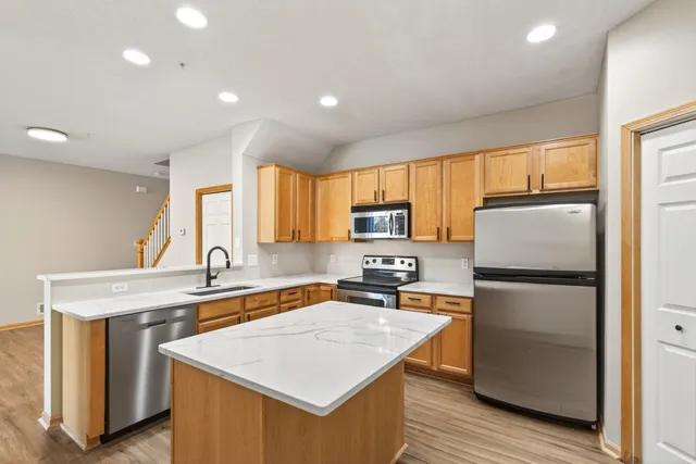 $280,000 | 879 Braunworth Court, Chaska, MN 55318