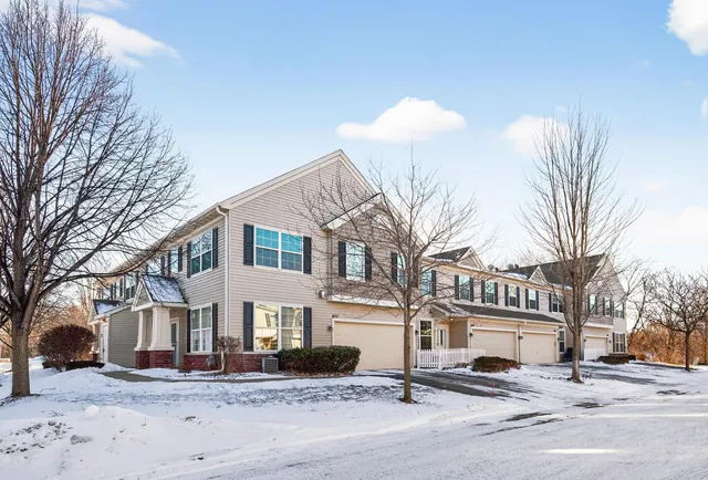 $280,000 | 879 Braunworth Court, Chaska, MN 55318