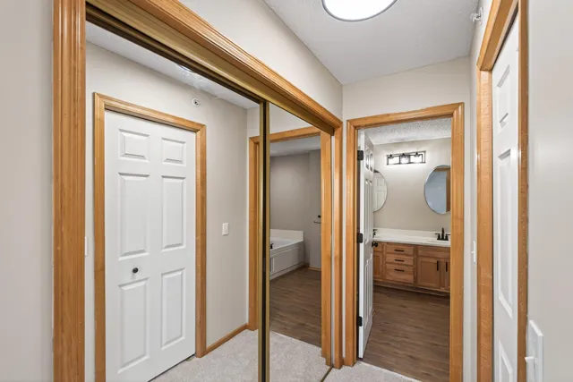 $280,000 | 879 Braunworth Court, Chaska, MN 55318