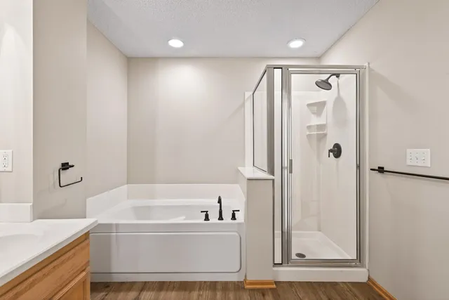 $280,000 | 879 Braunworth Court, Chaska, MN 55318