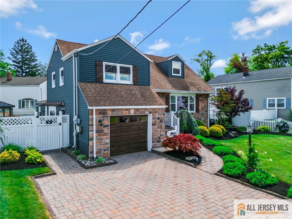 7 Center Place Middlesex, NJ 08846 - Photo 2 of 40