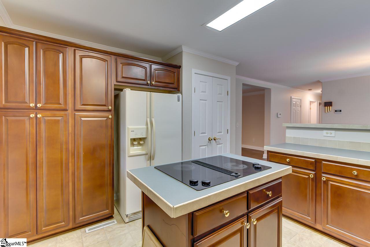 501 Brooks Road Mauldin, SC 29662 - Photo 13 of 33