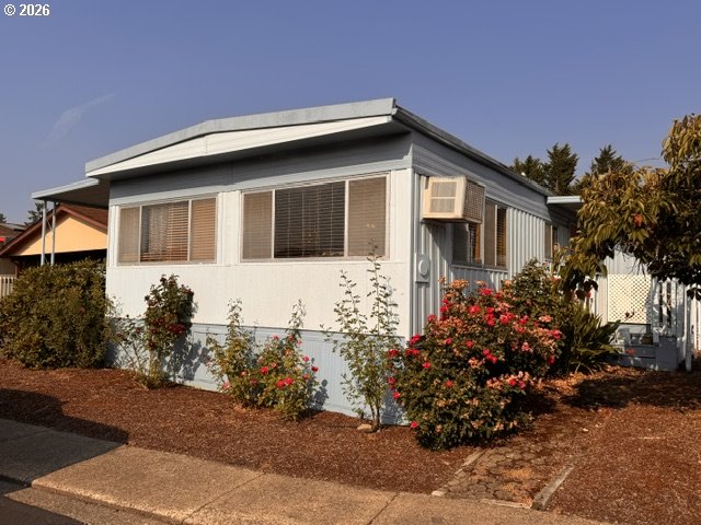 658 South 57th Street, Unit 83 Springfield, OR 97478 - Photo 1 of 12 Gallery Image 1