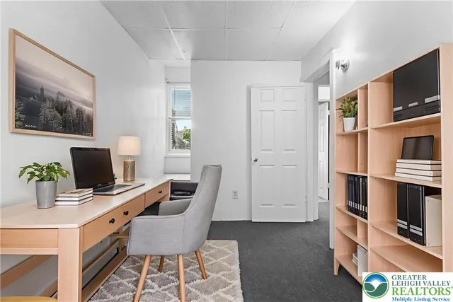 $179,000 | 424 Cedar Street, Allentown, PA 18102