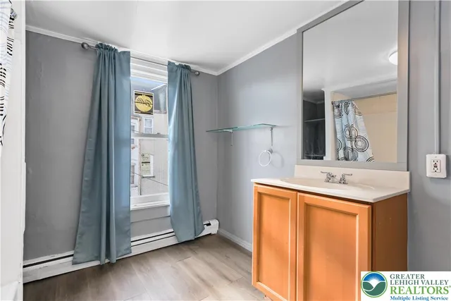 $179,000 | 424 Cedar Street, Allentown, PA 18102