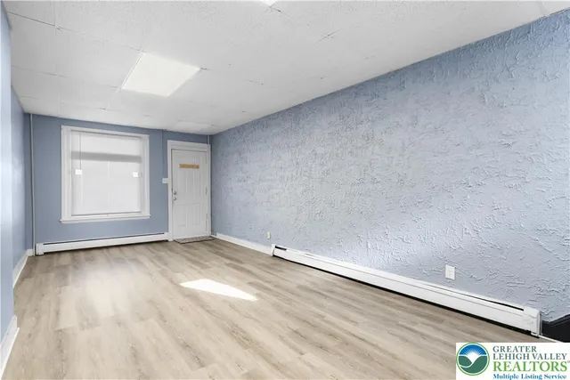 $179,000 | 424 Cedar Street, Allentown, PA 18102