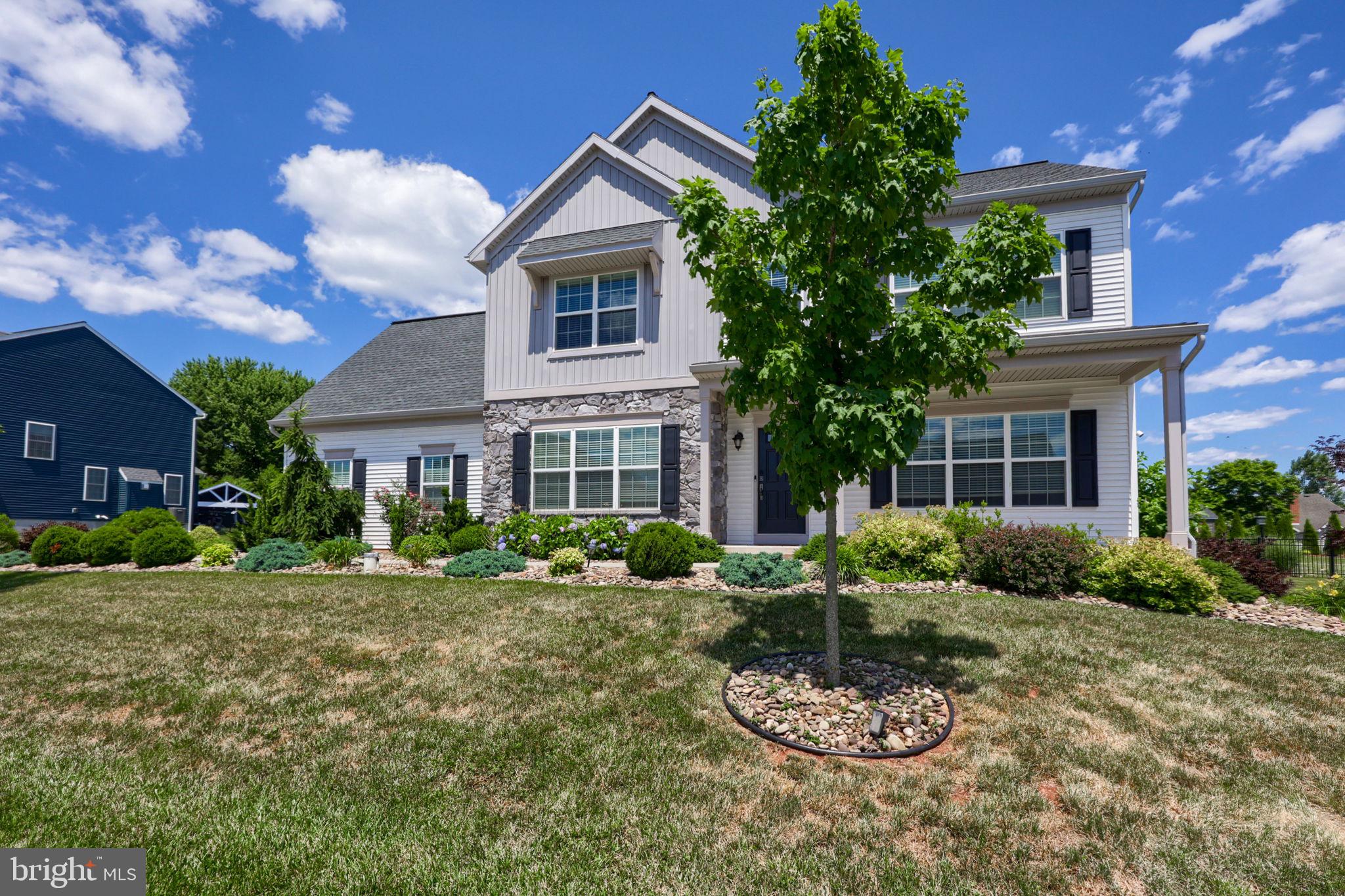 141 East Valley Road Denver, PA 17517 - Photo 2 of 57