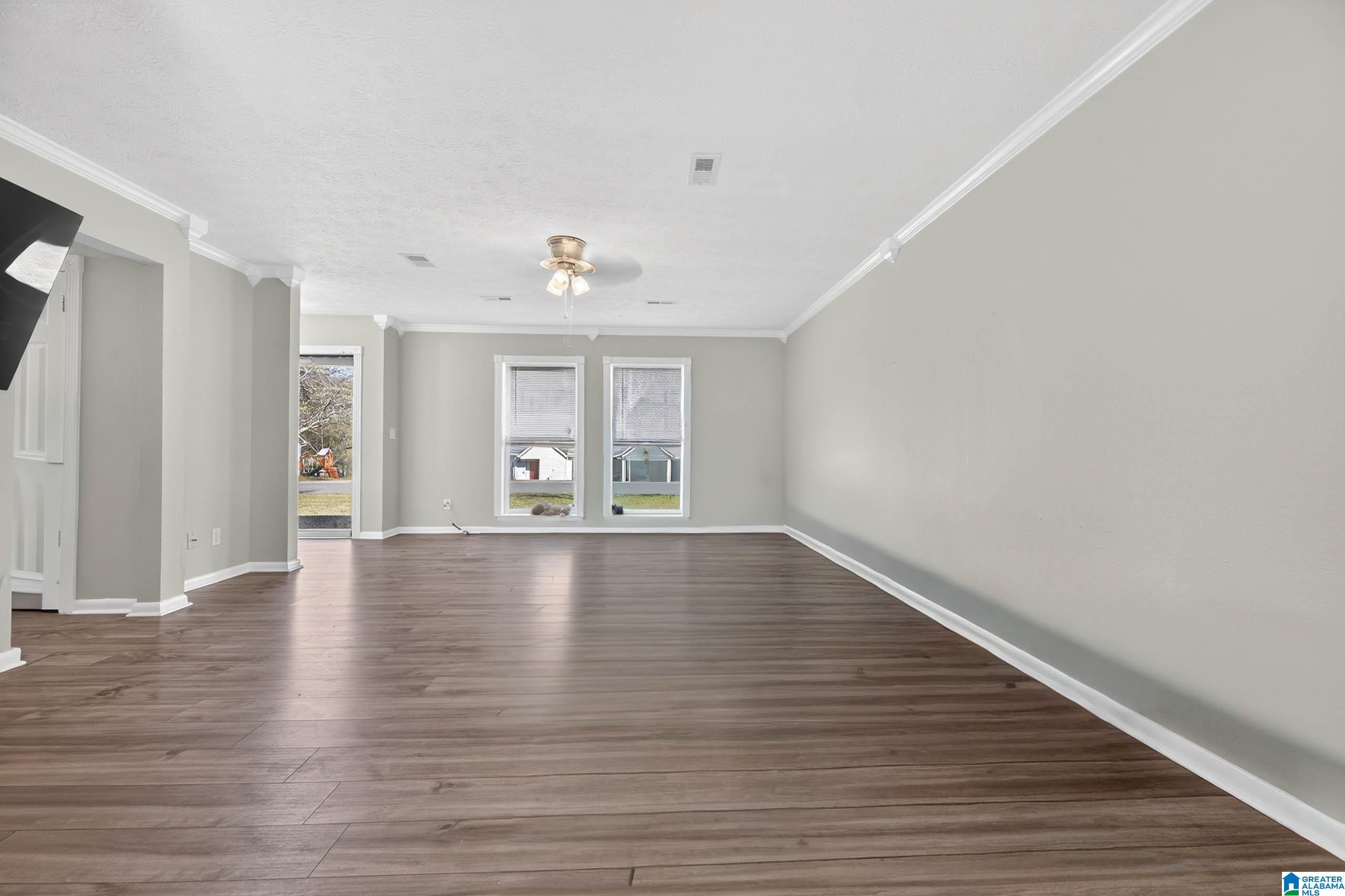 1223 Pointer Drive Southwest Jacksonville, AL 36265 - Photo 5 of 32