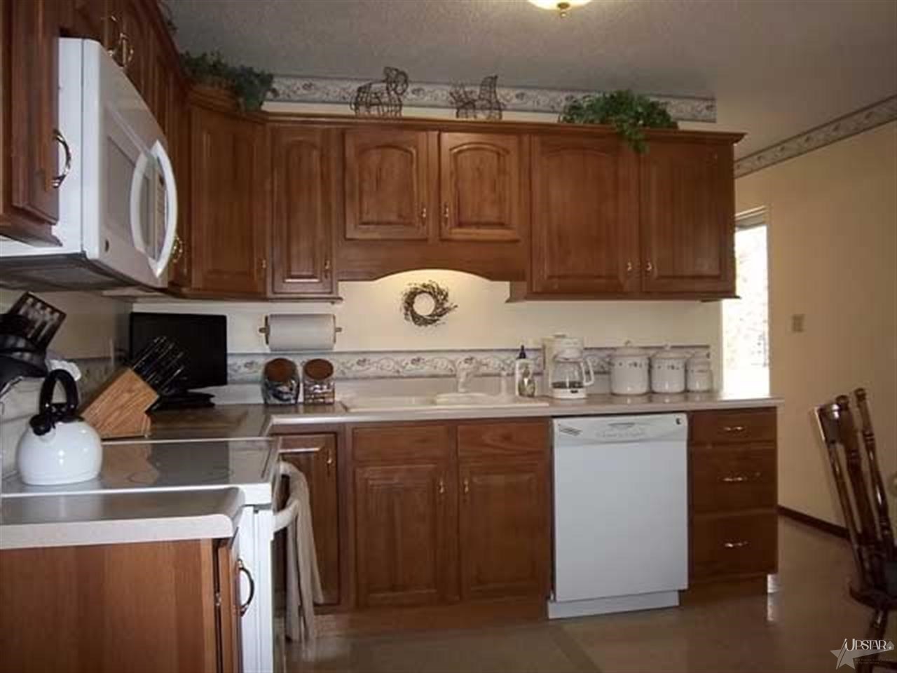 2317 Maplewood Road Fort Wayne, IN 46819 - Photo 3 of 29