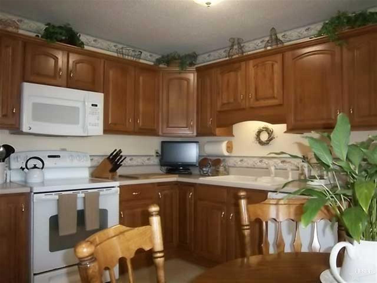 2317 Maplewood Road Fort Wayne, IN 46819 - Photo 4 of 29
