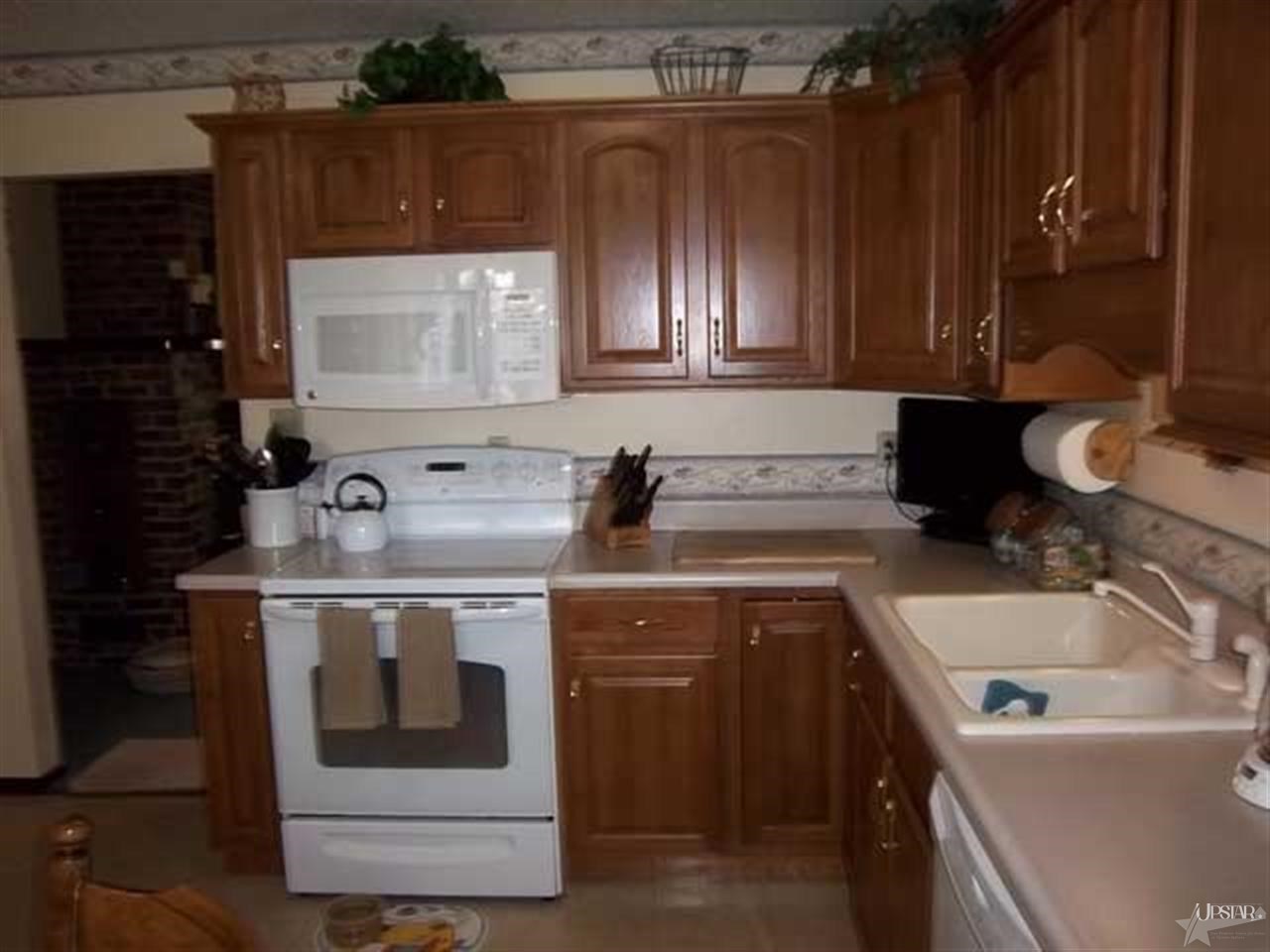 2317 Maplewood Road Fort Wayne, IN 46819 - Photo 7 of 29