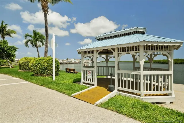 $350,000 | 716 Nettles Boulevard, Jensen Beach, FL 34957